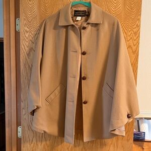 Vintage Eddie Bauer tan cape 100% wool
